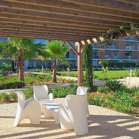 Marvell Design With Heated Pool&playground Appartement