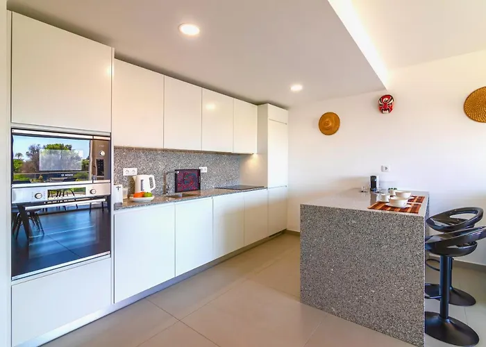 Apartment Marvell Design With Heated Pool&playground *