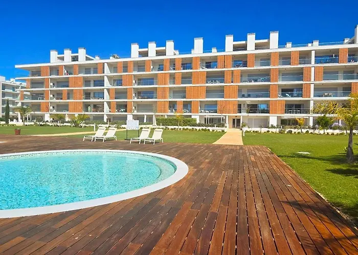 Apartment Marvell Design With Heated Pool&playground *