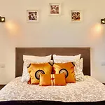 Marvell Design With Heated Pool&playground Appartement *